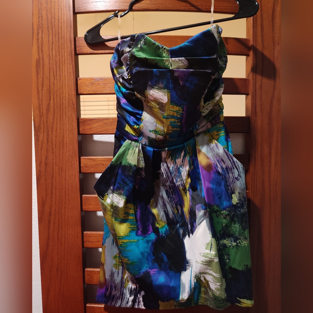 Speechless strapless dress with pockets size  9